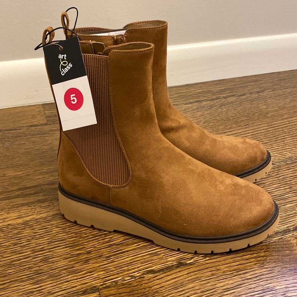 Chelsea Boots - Art Class